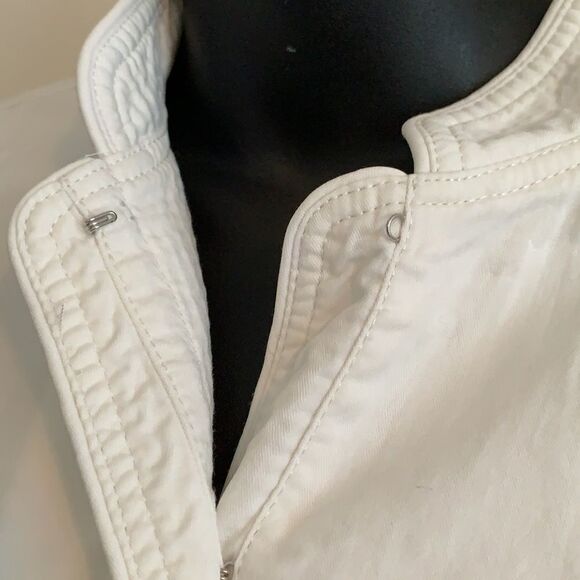 Off white Nehru collar cotton jacket - Picture 10 of 12